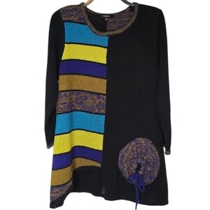 3/$15 Kaktus Abstract Sweater Size Medium